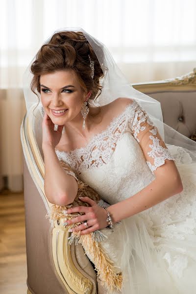 Fotografo di matrimoni Yuliya Reznikova (juliarj). Foto del 9 febbraio 2016