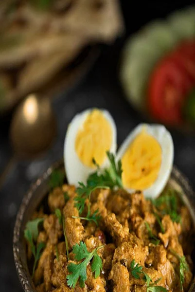 Chicken Bharta + 3 Pcs Tawa Roti+Cold Drink [Serve 1]