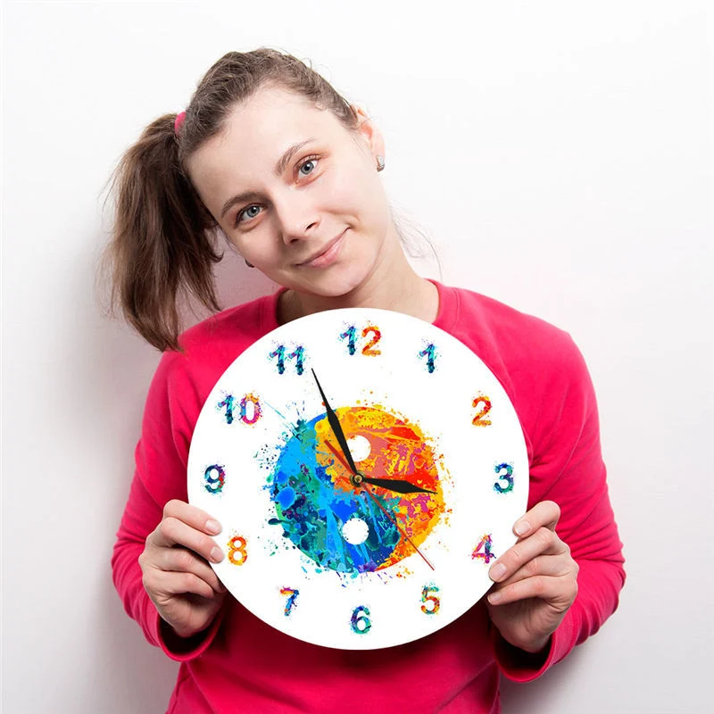 Reloj de pared Yin Yang Bagua Decorativo Decora tu hogar con este reloj que combina simbolismo y funcionalidad, mostrando la hora.