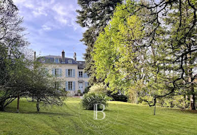 Maison avec piscine et terrasse 10