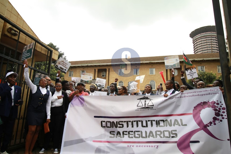 Lawyers outside the Supreme Court hold peaceful demonstrations along City Hall Way against President William Ruto's utternances against the Judiciary Nairobi on January 12, 2024