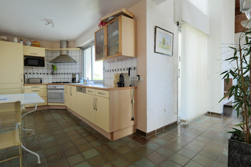 Villa avec jardin et terrasse 3