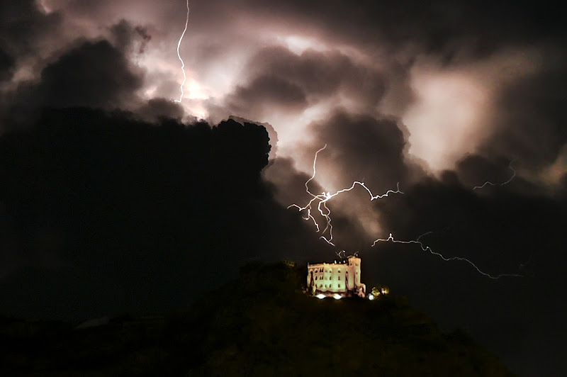 TEMPESTA DI LUCE  di Zino