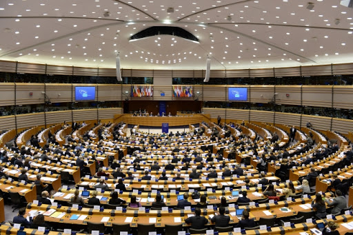 EU: Vučić se dobro bori s reformama