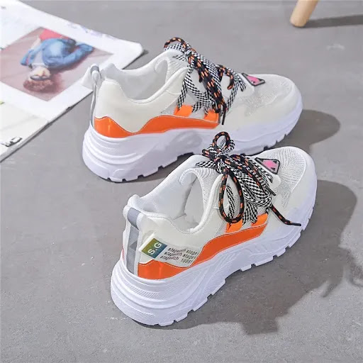 Title 15, Platform casual shoes for everyday style and co...