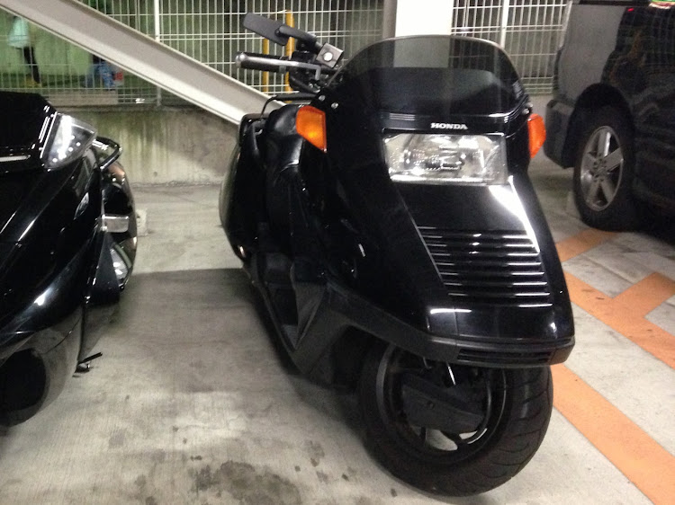 annaさんが投稿したバイクも好き・ハリアー乗り・フュージョン250・ローダウン・偏平タイヤに関するカスタム事例の投稿画像1枚目