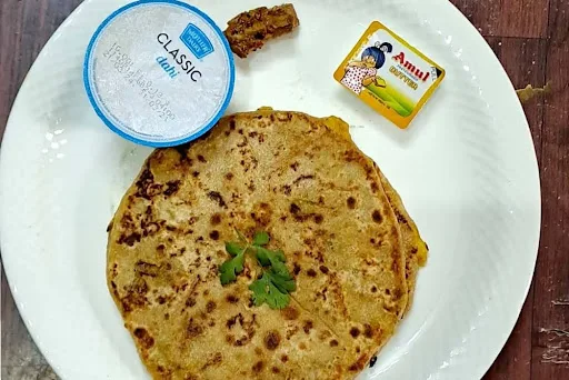 Paneer Pyaaz Paratha