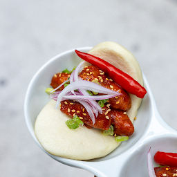 Fried Chick'n Bao