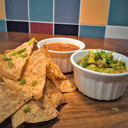 Chips & Guacamole