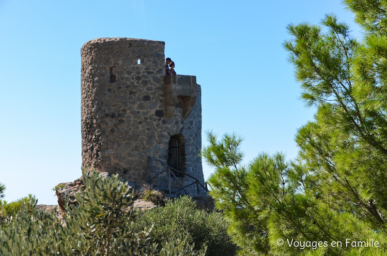 Route de la corniche, miradors, torre del verger