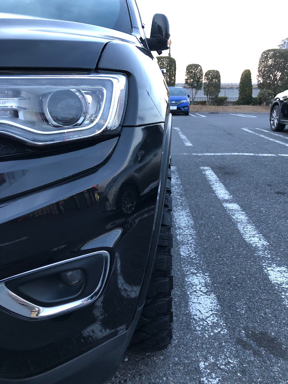グランドチェロキーのあけましておめでとうございます・ホイール交換・洗車・2025年カスタム抱負に関するカスタム事例の投稿画像4枚目