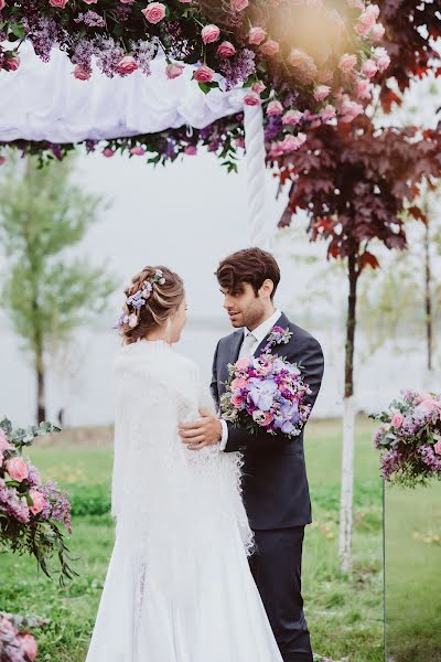 Fotografo di matrimoni Irina Zakharkina (carol). Foto del 1 settembre 2017