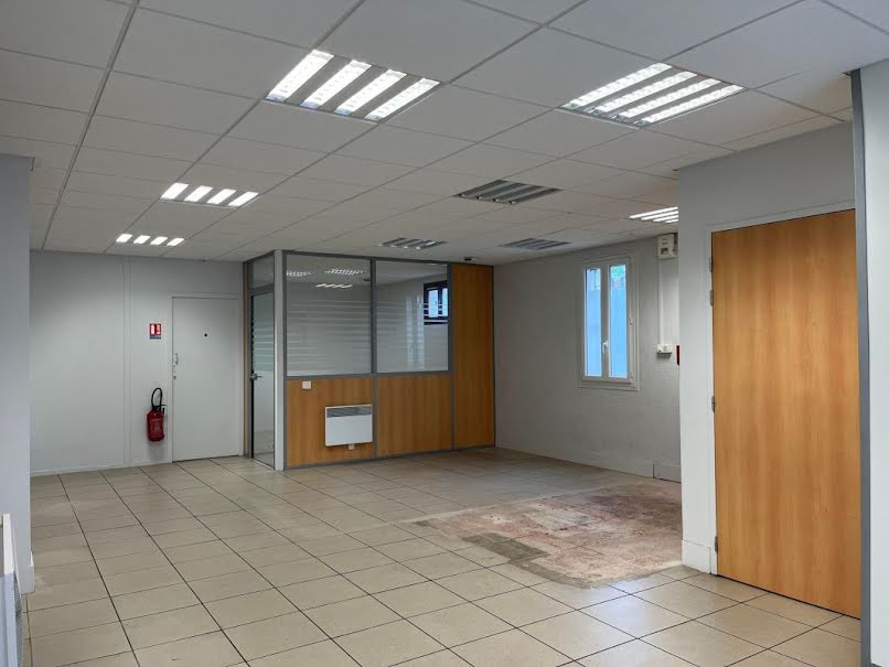 Location  locaux professionnels  96 m² à Morcenx-la-Nouvelle (40110), NaN €