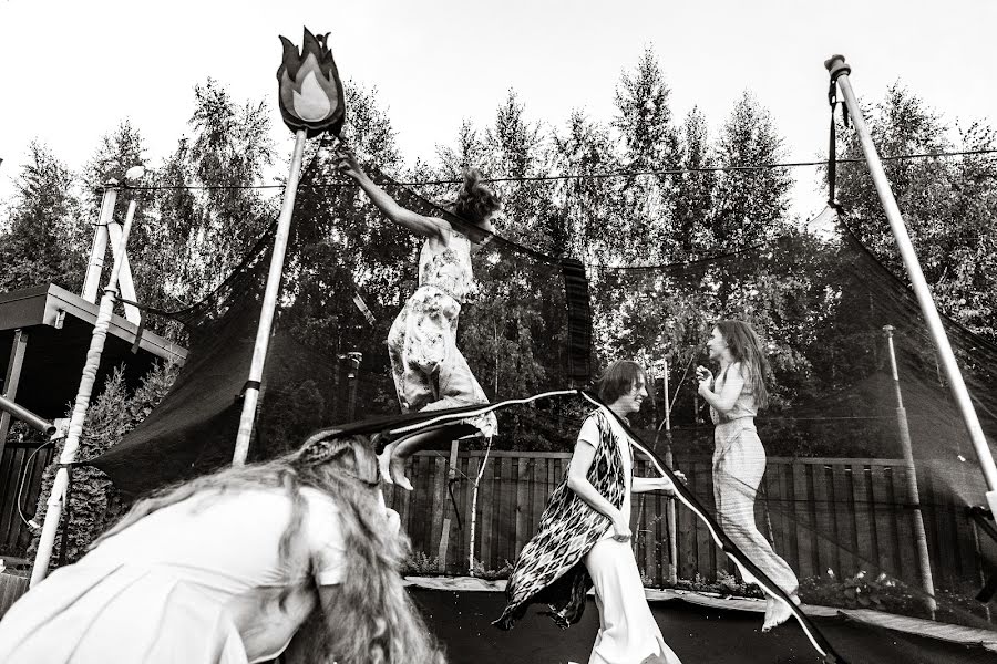 Fotógrafo de casamento Kseniya Rzhevskaya (ksumee2209). Foto de 12 de setembro 2018