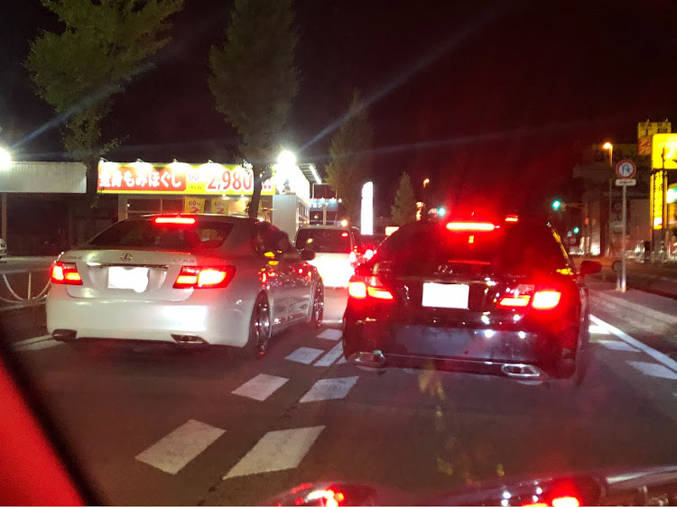 クラウンロイヤルのクラウン・LS460・スカイライン・洗車に関するカスタム事例の投稿画像2枚目