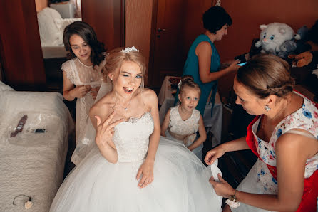 結婚式の写真家Aleksandr Belozerov (abelozerov)。2018 4月2日の写真