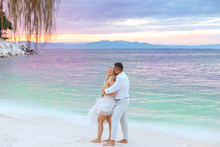 Wedding photographer Ciprian Craioveanu (ciprian). Photo of 12 October 2021