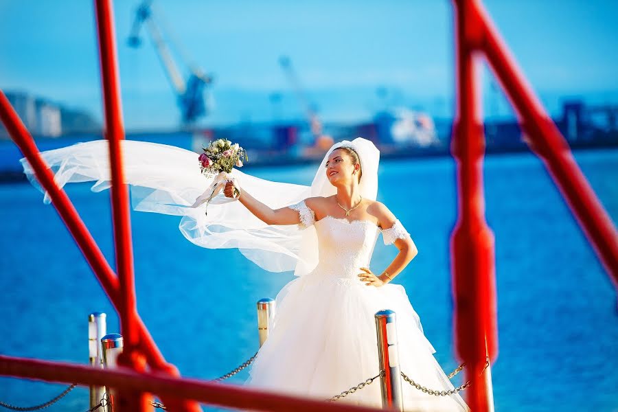 Wedding photographer Mert Oktay (mrtkty). Photo of 4 September 2015