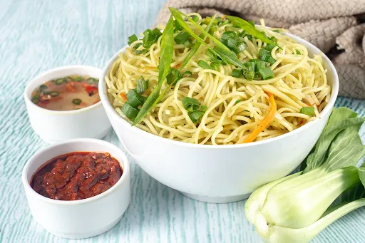 Veg Hakka Noodles