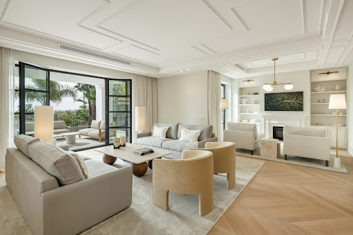 Villa avec piscine et terrasse 4