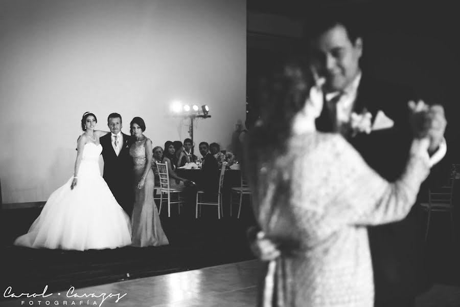 Wedding photographer Carolina Cavazos (cavazos). Photo of 11 December 2015