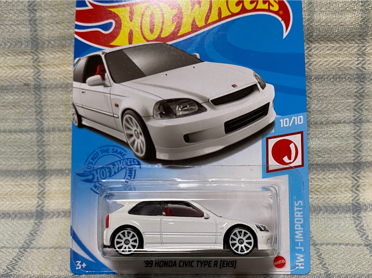 Makotin200さんが投稿したHotWHeeLs・ミニカーコレクション・奇跡的にゲット・510ブルーバード・久しぶりの大人買い🤣に関するカスタム事例の投稿画像3枚目