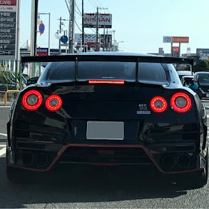 NISSAN GT-R R35