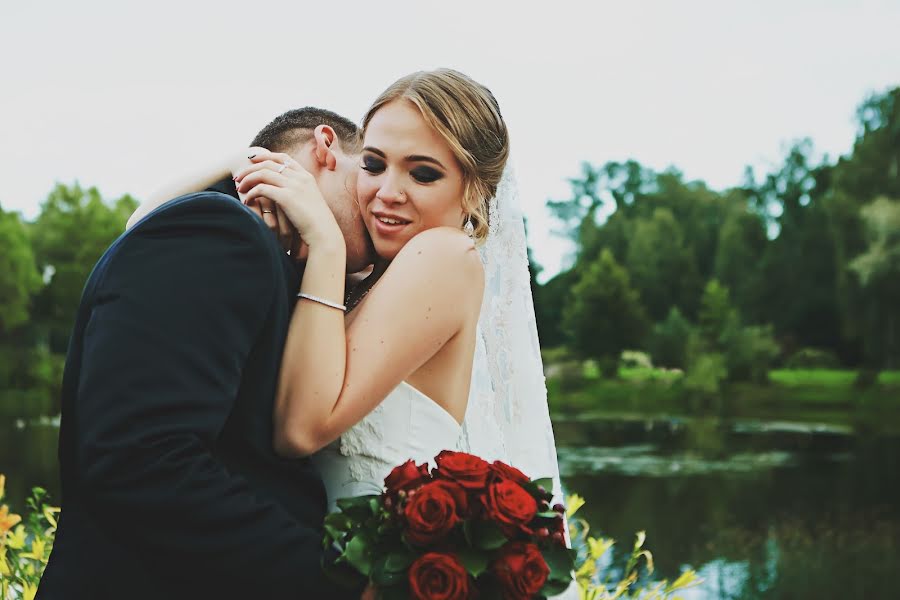 Fotografo di matrimoni Olga Efremova (olyaefremova). Foto del 1 novembre 2015