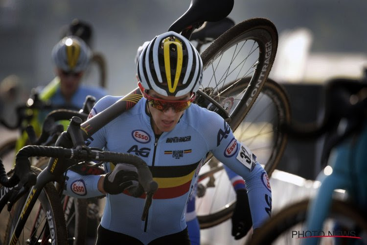 Na eerste medaille heeft Thibau Nys nog grotere bewondering voor van der Poel: "Mathieu is 'gene gewone'"