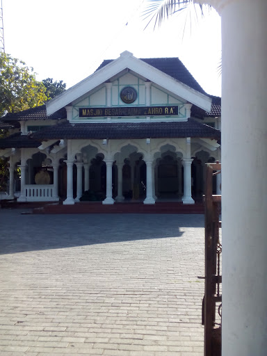 Fatma Zahro Mosque.