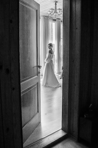 Wedding photographer Aleksandra Glusker (glusker). Photo of 3 February 2023