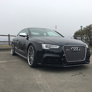 RS5 クーペ