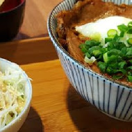 滿燒肉丼食堂