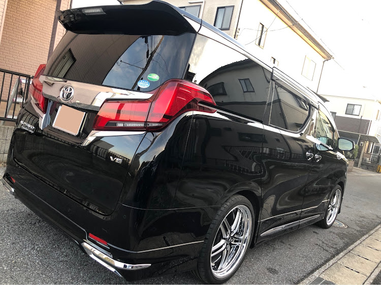 アルファードのいいね！をしてくれた人に感謝✨・車好き女子に関するカスタム事例の投稿画像1枚目
