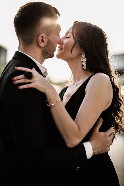 Bryllupsfotograf Oksana Saveleva (tesattices). Foto fra juni 11 2019