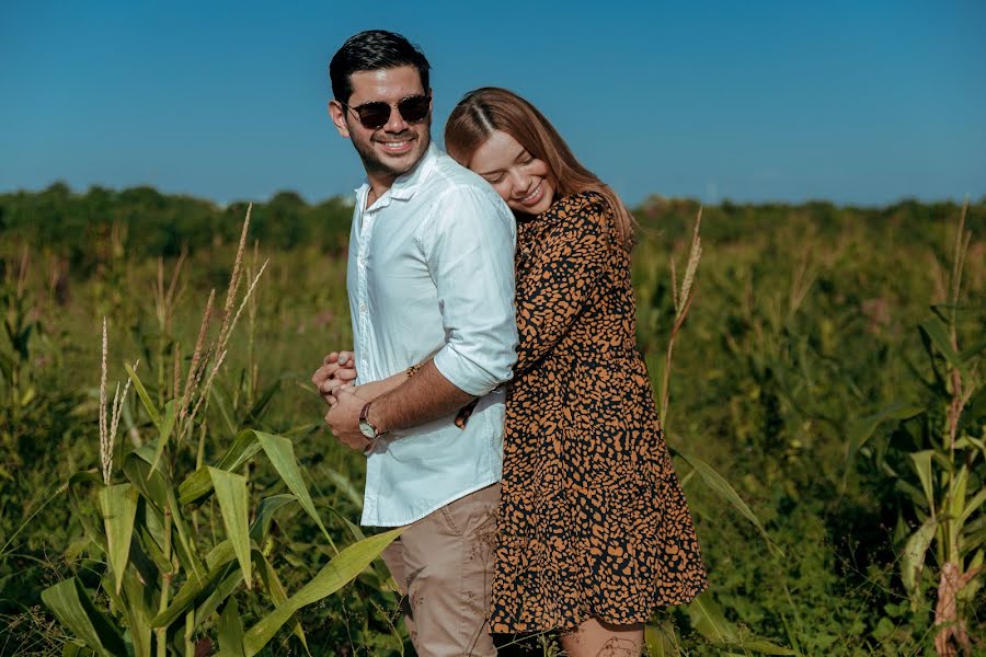 Fotógrafo de casamento Efrain Alberto Candanoza Galeano (efrainalbertoc). Foto de 22 de março 2019