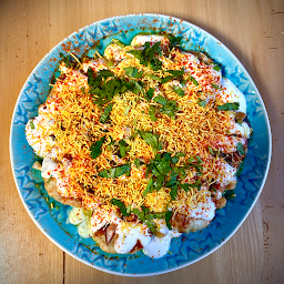 ALOO TIKKI CHAAT 