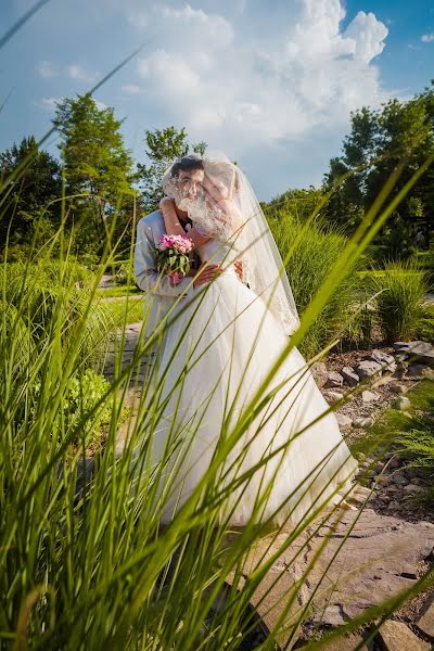 Fotógrafo de bodas Larisa Akimova (larissaakimova). Foto del 30 de junio 2016