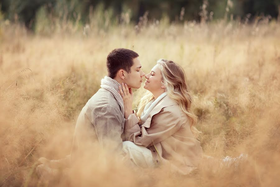 Fotógrafo de casamento Mariya Aksenova (aksyonovamaria). Foto de 2 de abril 2021