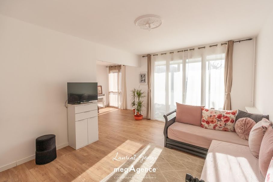 Vente appartement 4 pièces 76 m² à Bihorel (76420), 127 000 €