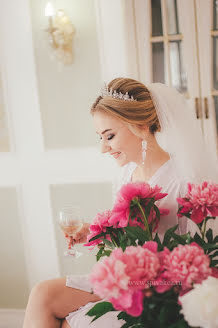 Fotógrafo de bodas Elena Spivak (spivakelena). Foto del 8 de julio 2019