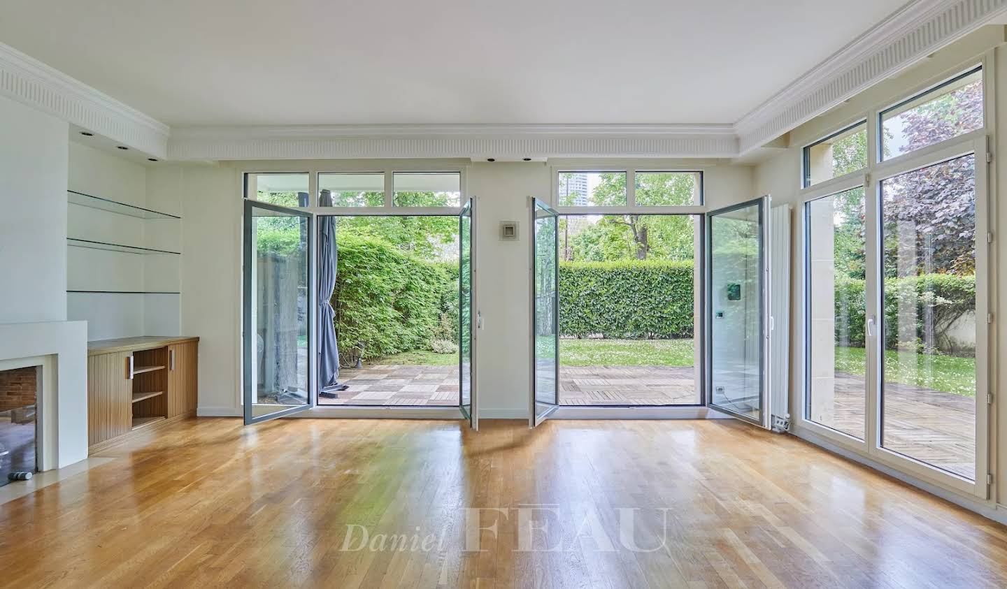 Apartment Neuilly-sur-Seine