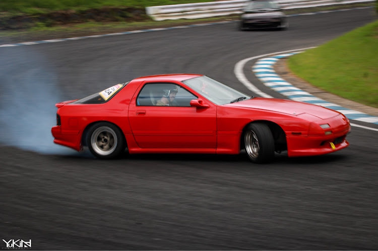 RX-7のドリフト・ロータリー魂・FC3S・クラッシュ・事故に関するカスタム事例の投稿画像8枚目