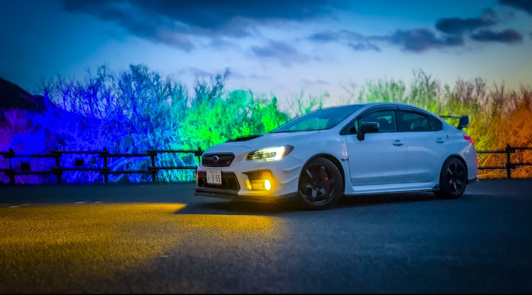 WRX S4の素敵な場所を見つけました・イルミネーションと愛車・新年のご挨拶・今年もよろしくお願いしますに関するカスタム事例の投稿画像3枚目