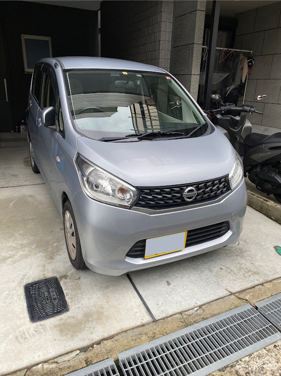 セレナの今日車検です・代車はデイズ・久しぶりの軽自動車・F-garageに関するカスタム事例の投稿画像1枚目