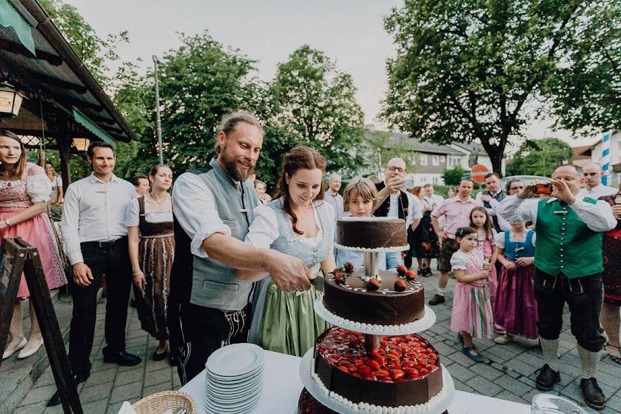 Jurufoto perkahwinan Yuliya Milberger (weddingreport). Foto pada 27 Oktober 2017