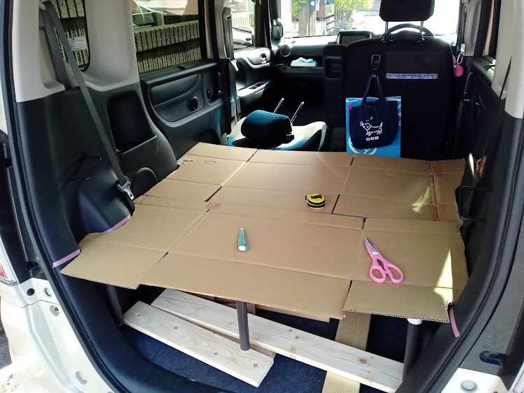 オデッセイの車中泊・車中泊仕様・N-BOX・DIYに関するカスタム事例の投稿画像4枚目