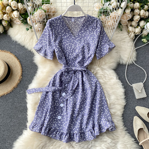 Title 5, Sweet Summer Love Print Trumpet Sleeve Lace-up ...