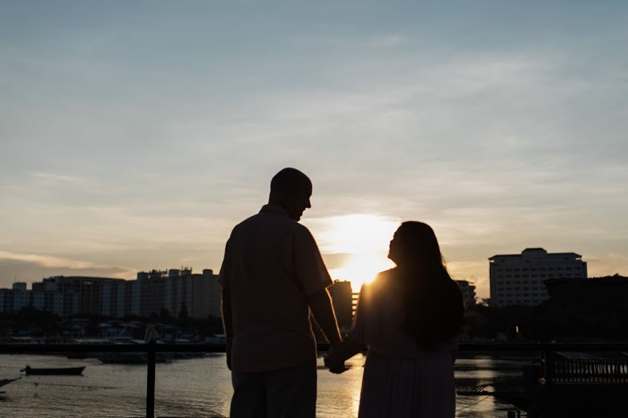 Fotografo di matrimoni Alexander Banaag Ii (bukool). Foto del 4 novembre 2019