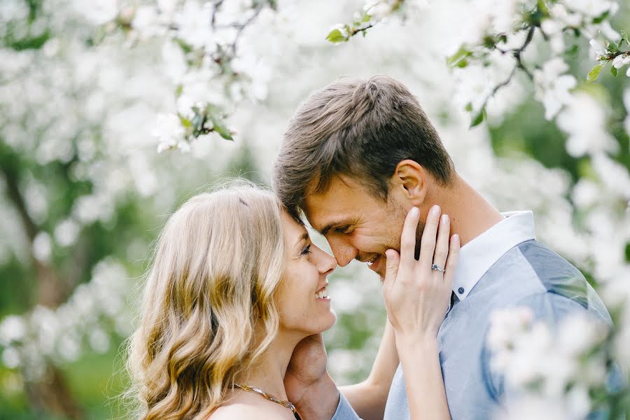 Fotógrafo de casamento Vladimir Churnosov (churnosoff). Foto de 1 de maio 2016